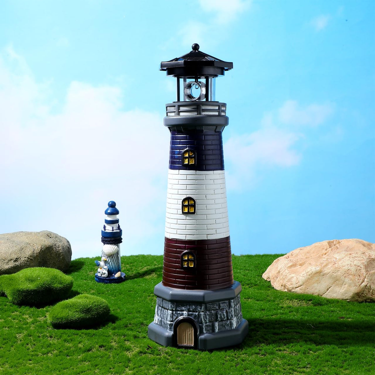 Solar Lighthouse Statue Q518669